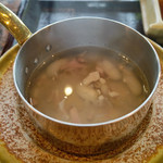 鉄板焼ステーキ 一ッ葉ミヤチク - インゲンのスープ