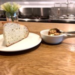 スガハラ - パン（フォカッチャ） + マスカルポーネ