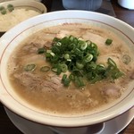 Yamadayanogonta - チャーシューめん¥830+ごはん(中)¥150+税