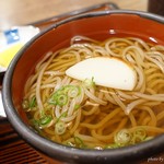 信濃屋 - 2018年5月　木の葉丼（そばセット）の蕎麦。なかなかいい歯ごたえ♪