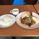 ハロー自家焙煎コーヒー - 日替わり定食690円！