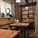 ハンモックカフェ アマカ - 店内