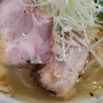 チャーシューと甲殻類がとても合うって、ちとびっくり