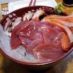 呑み喰い処和楽 - まぐろ中落ち丼