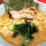 ラーメン成瀬家 - ラーメン並