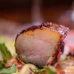 Bien - 豕（ゐのこ）五花肉（ばらにく）油煮（あぶらに）、斷面（きりくち）