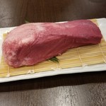 肉小僧 匠 - 黒毛和牛タンの一本まるごと