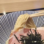 寿製麺よしかわ - 【限定】いわしつみれそばの麺