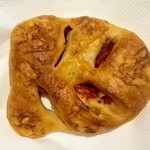 ブーランジェリー メチエ - トマト&オリーブ フーガス