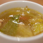 レストラン・サカキ - 千葉県産林SPF豚のポークジンジャー 1350円 のスープ