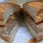 モスバーガー - 
とびきりハンバーグサンド＜チーズ＞（440円