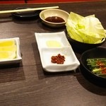 炭火焼肉屋台 たじま屋 - 薬味