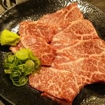 炭火焼肉屋台 たじま屋 - 塩うで三角
