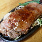 米沢牛亭逸品定食　メイン　サーロイン２００ｇ