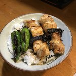 鳥こう - 焼き鳥丼はタレで。