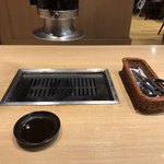 Hakuundai - テーブル席へ