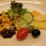 MANDARIN ORCHARD SINGAPORE - サラダ各種　フロマージュ3種