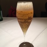 夏零 - グラスが違うだけで味わいも変わります