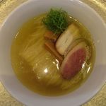 RAMEN RS 改 - 鶏出汁艶塩のアップ