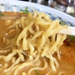 琥珀 - 平打ちちぢれ麺