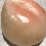 一碗水 - 水晶寿桃(桃まんじゅう 白インゲン豆とフレッシュな桃で)