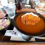 かつ丼元宇治 - ロースカツカレー890円(税込)。