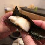 Sushi Hiraku - ホタテを海苔で