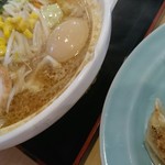 らーめん　ともや - 特製味噌ラーメン　餃子