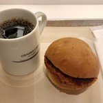 グラムズカフェ 北千住店