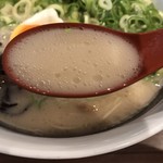 一成 - 背脂の入らないスープ