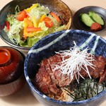 湧禅 - ステーキ丼