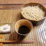 季より - 石臼手挽きもり