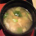 くろぎ - 鯛茶漬け 1000円 の味噌汁