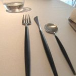 ポルトガル製のナイフとフォーク　　変わってます。