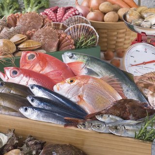 Carefully selected from all over the country. Fresh fish that is carefully caught in the morning using air transportation