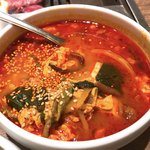 さんか亭 - 【2017年12月】赤・白ダブルランチ、赤はユッケジャンスープ。