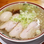 田中そば店 - 中華そば（玉子入り）￥８００