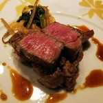 ハクガ - 阿波黒毛和牛フィレ肉のロースト