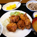 三厨 - 鶏の唐揚げ定食750円