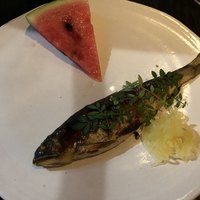 ラ・ボンヌターブル - 