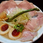 麺69 チキンヒーロー - 鶏極濃(味玉&チャーシュープラス)