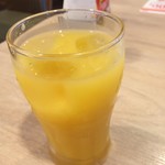 ガスト - ミニッツメイトのオレンジジュースは美味い。