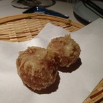 ワインと天婦羅 あら木 - 里いもの煮っころがし（味付き）