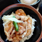 丸亀製麺 - 鴨丼450円