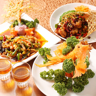 Enjoy authentic Chinese food prepared by an authentic Chinese chef ◎