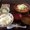 もつ煮屋 日の出食堂