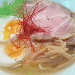 特製 鯛らぁ麺 \1,030 (※1日限定4杯です)