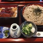 手打 やすえ - 料理全景