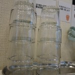 横浜家系ラーメン みさきや - 綺麗なグラス