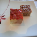 広東料理 センス - 香港小菓子(タロイモとココナッツのケーキ)